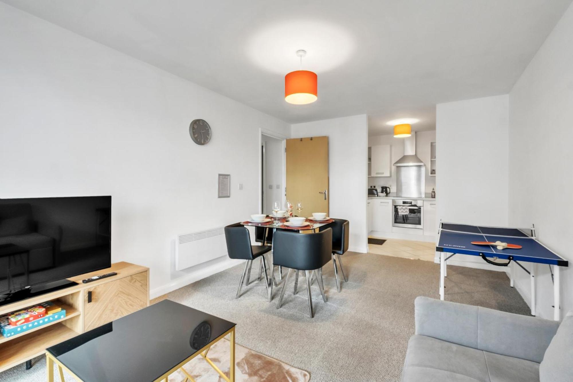Central Suite Near Mailbox, King Bed, Ping Pong, Netflix, Sleeps 4 Бирмингем Экстерьер фото