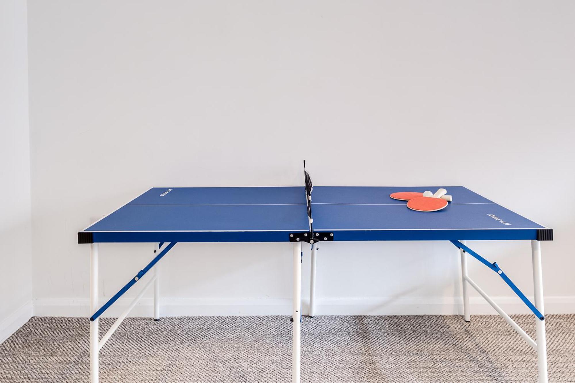 Central Suite Near Mailbox, King Bed, Ping Pong, Netflix, Sleeps 4 Бирмингем Экстерьер фото